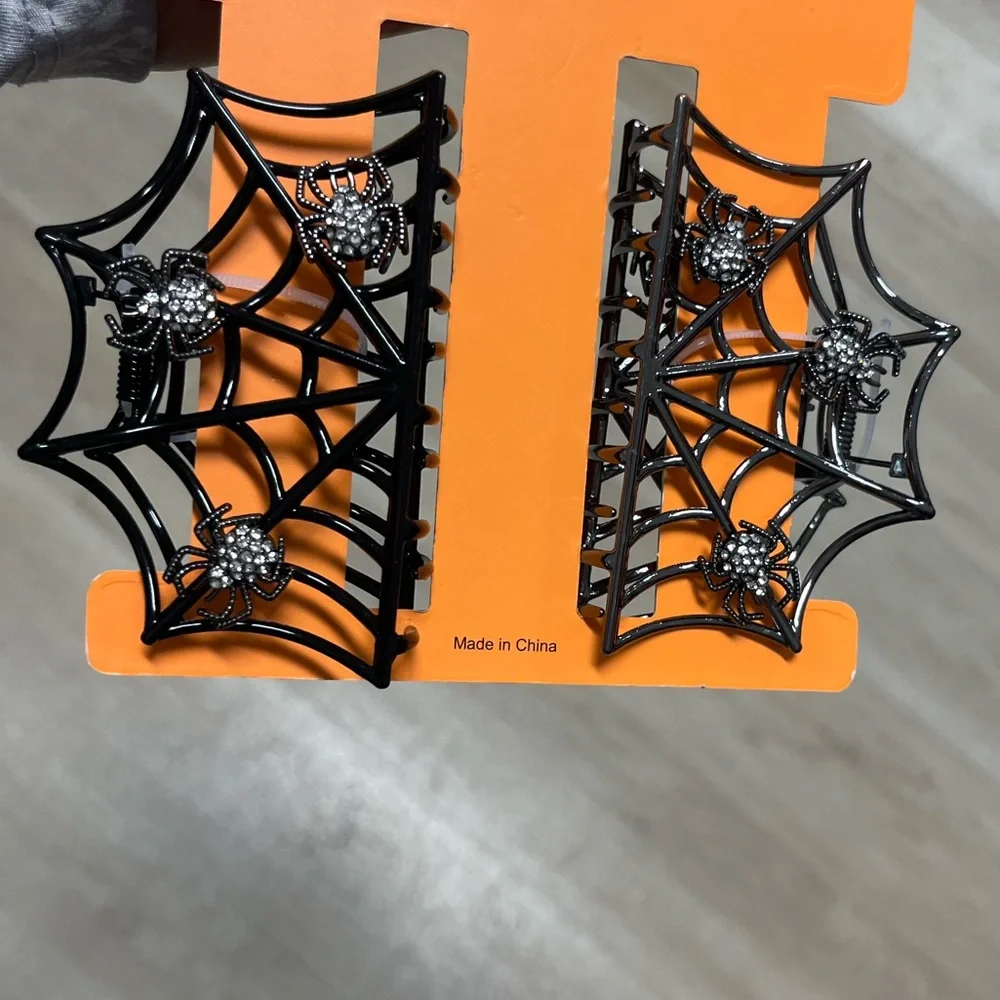 NWT ⚜️🖤⚜️ Piper K HALLOWEEN Hair Claw Clips Spooky Spiders & Spider Webs